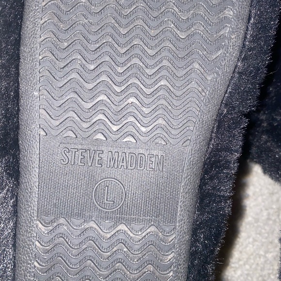 Steven Madden Black Fluffy Smile Face Slippers Women | Steven Madden | US L - Picture 5 of 7